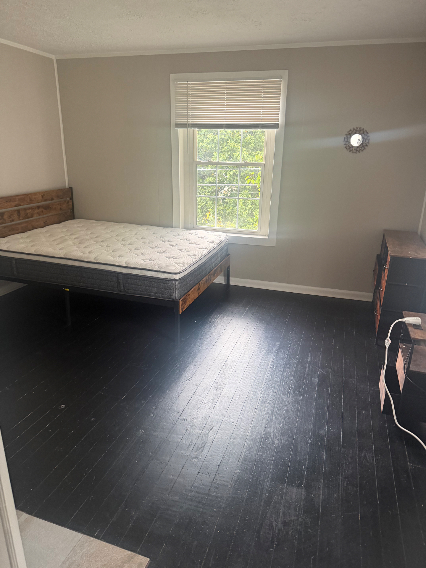 Room 1 at 25 Clay St — photo 1